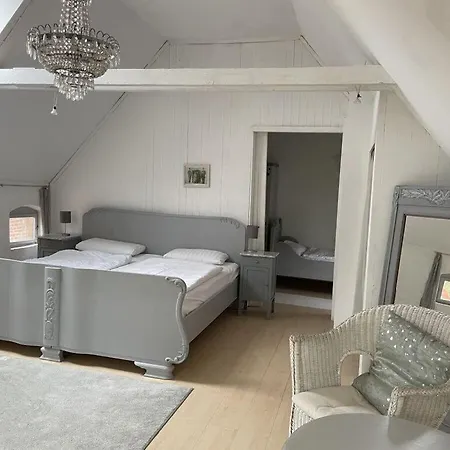 Casa de Férias House On Hof Jumne