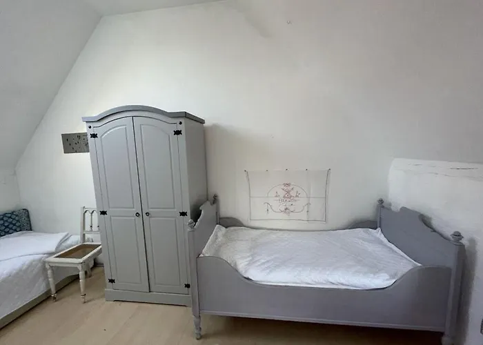 House On Hof Jumne بيت للعطل