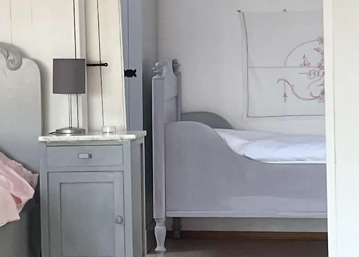 House On Hof Jumne بيت للعطل